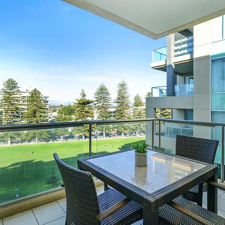 Glenelg Pier Apartments Adelaide Exterior foto