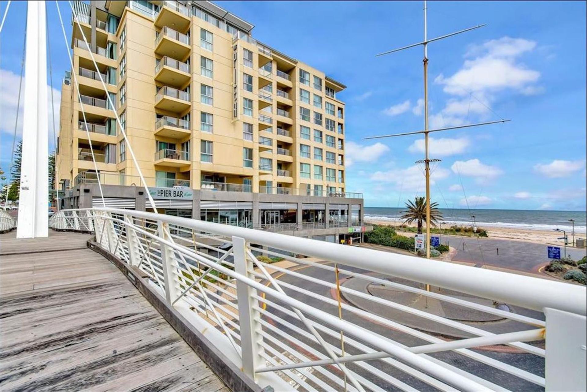 Glenelg Pier Apartments Adelaide Exterior foto